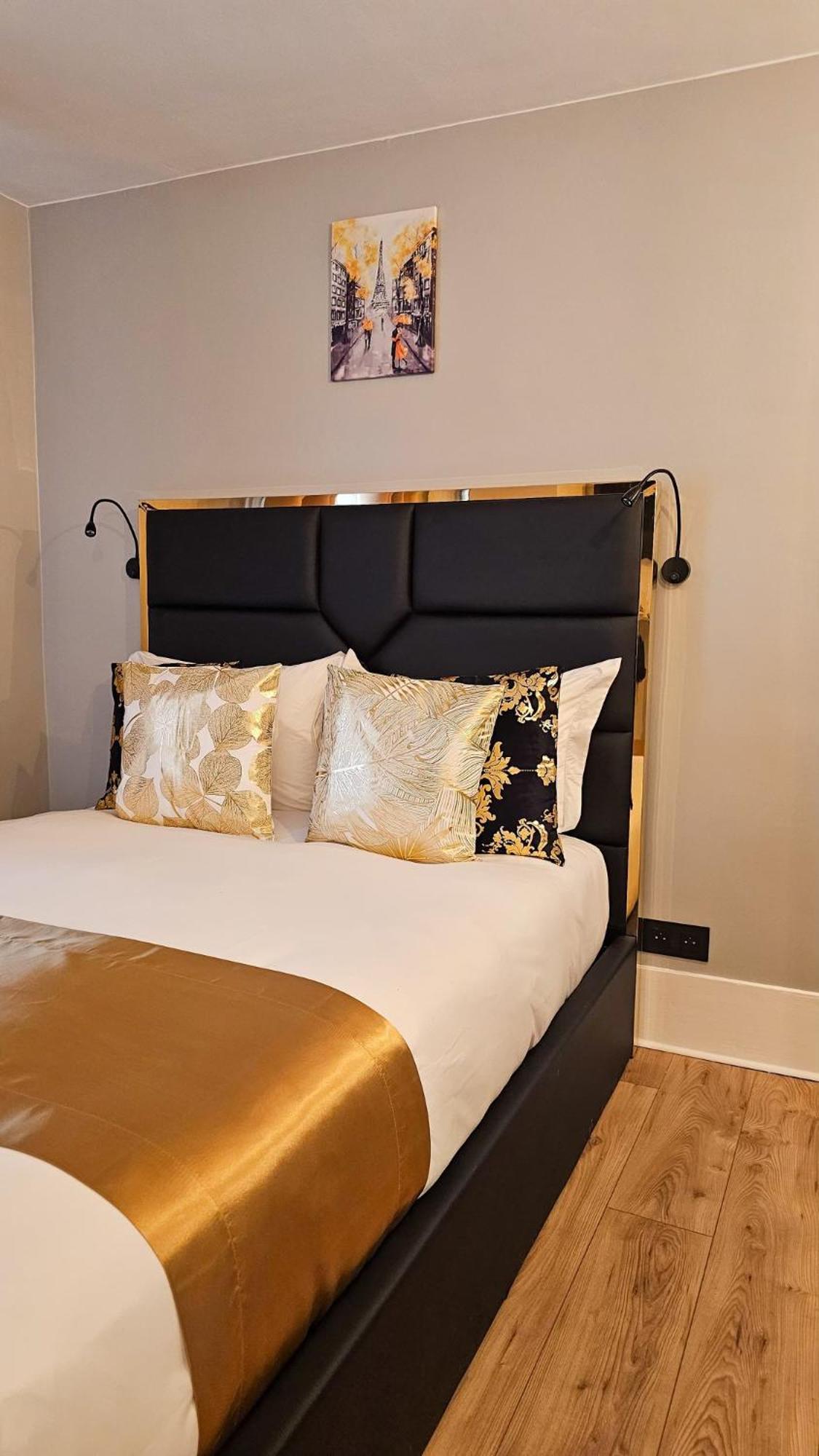 Appartement Sacre Coeur Arev Sur Les Pas D Emily In *